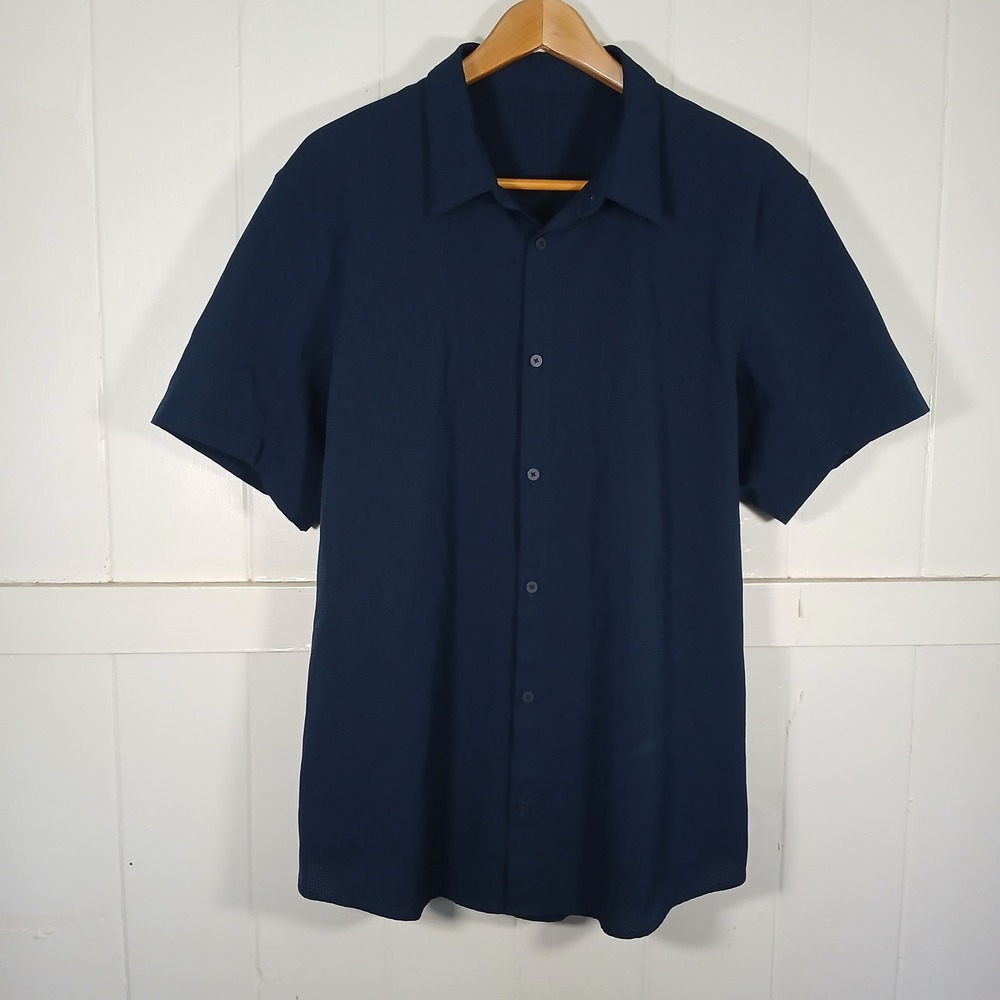 Lululemon Airing Easy Button Up Shirt Mens XL Navy Blue Short Sleeve Athletic